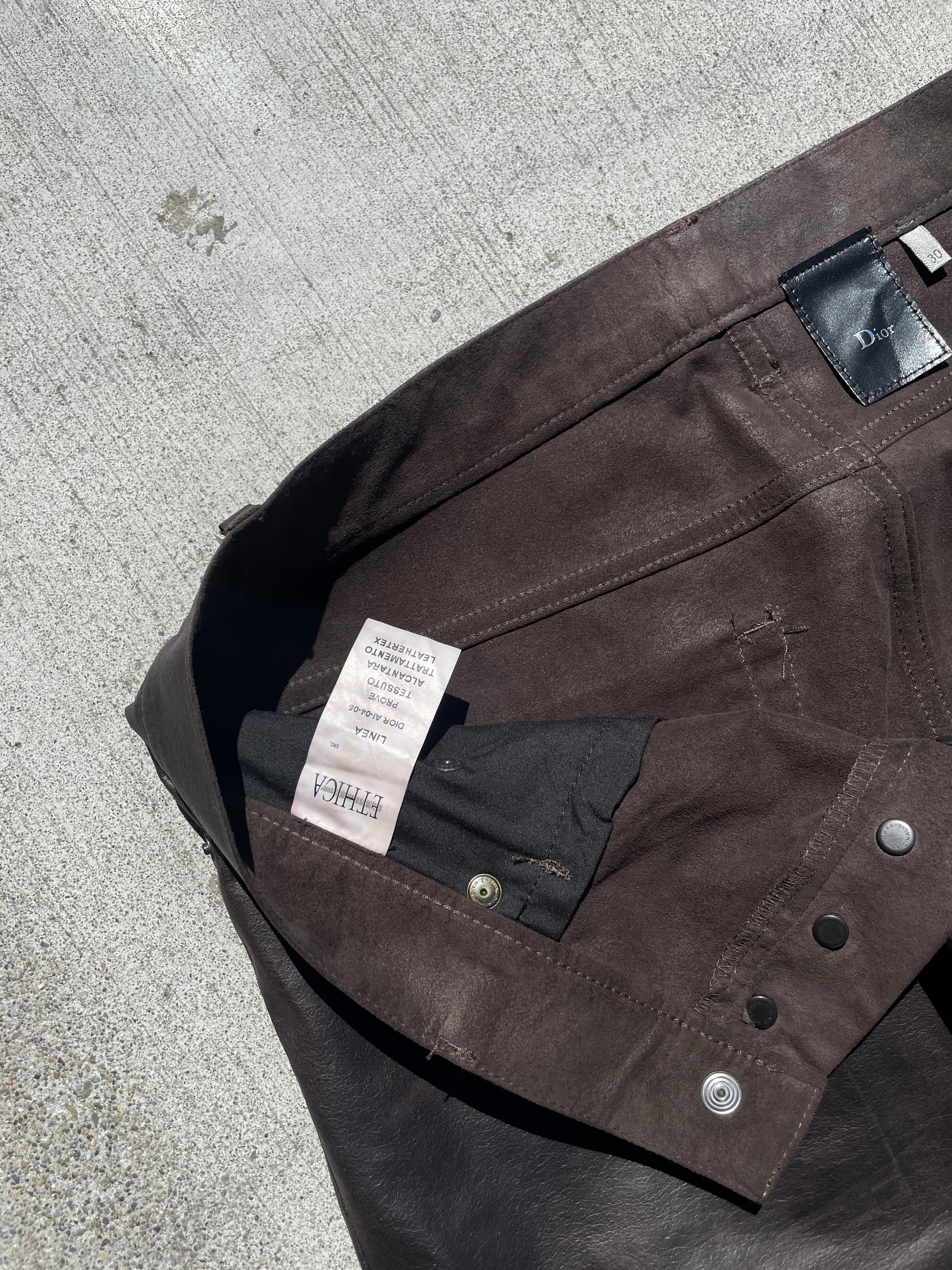 Aw2004 "VOTC" Brown Dior Sample Alcantara