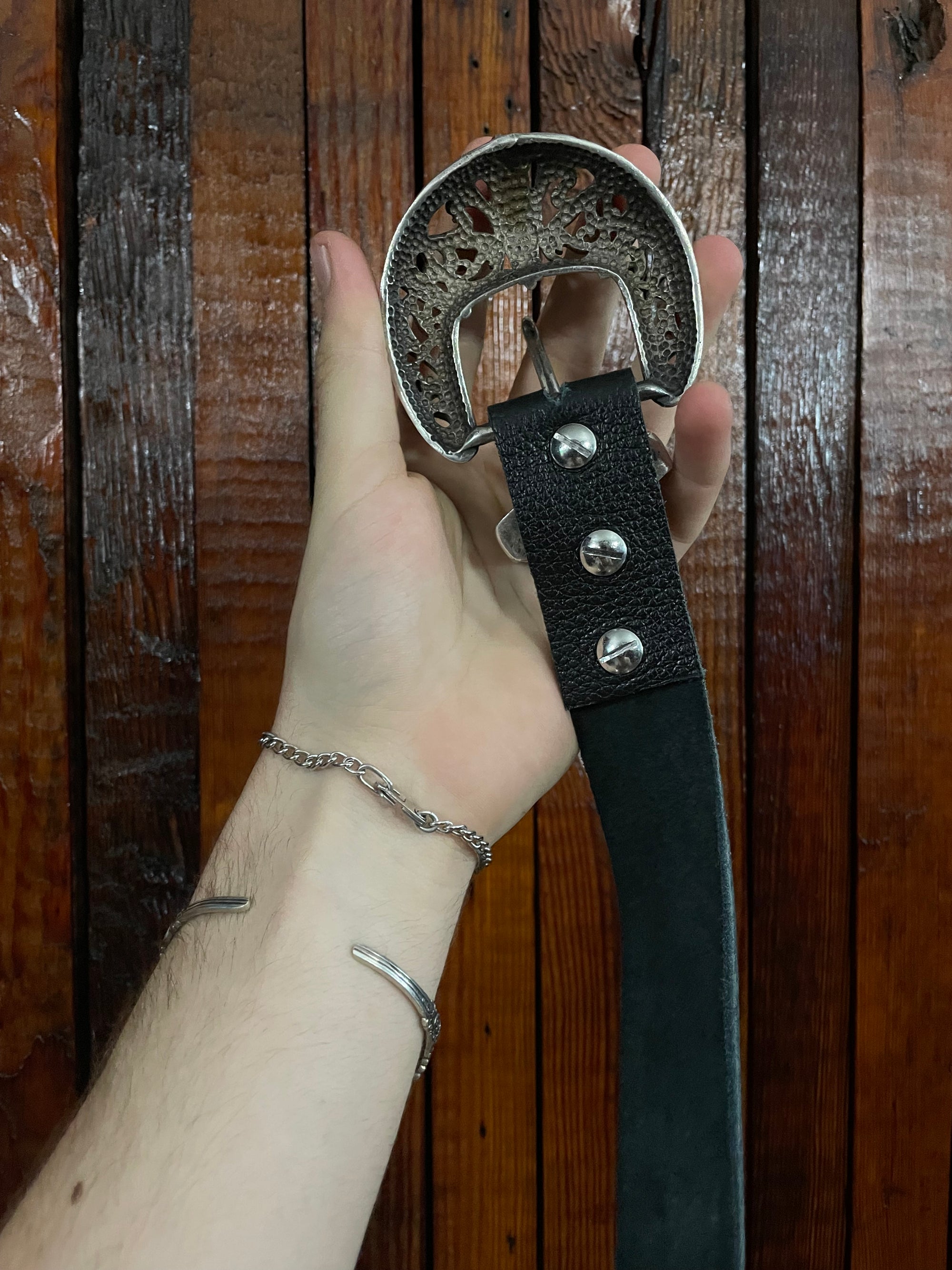 A & G rock belt