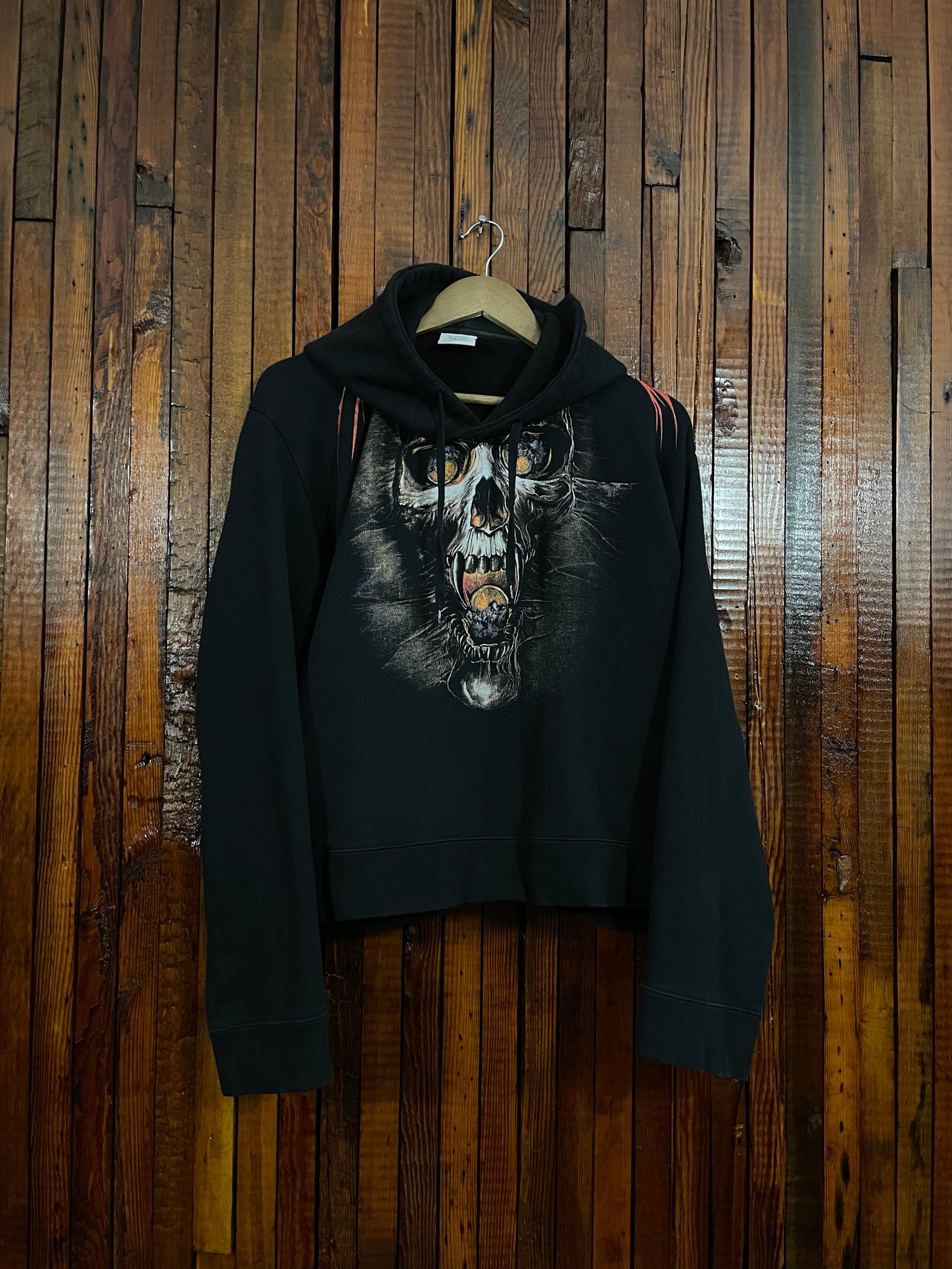 Aw18 Vetements misplaced skull hoodie