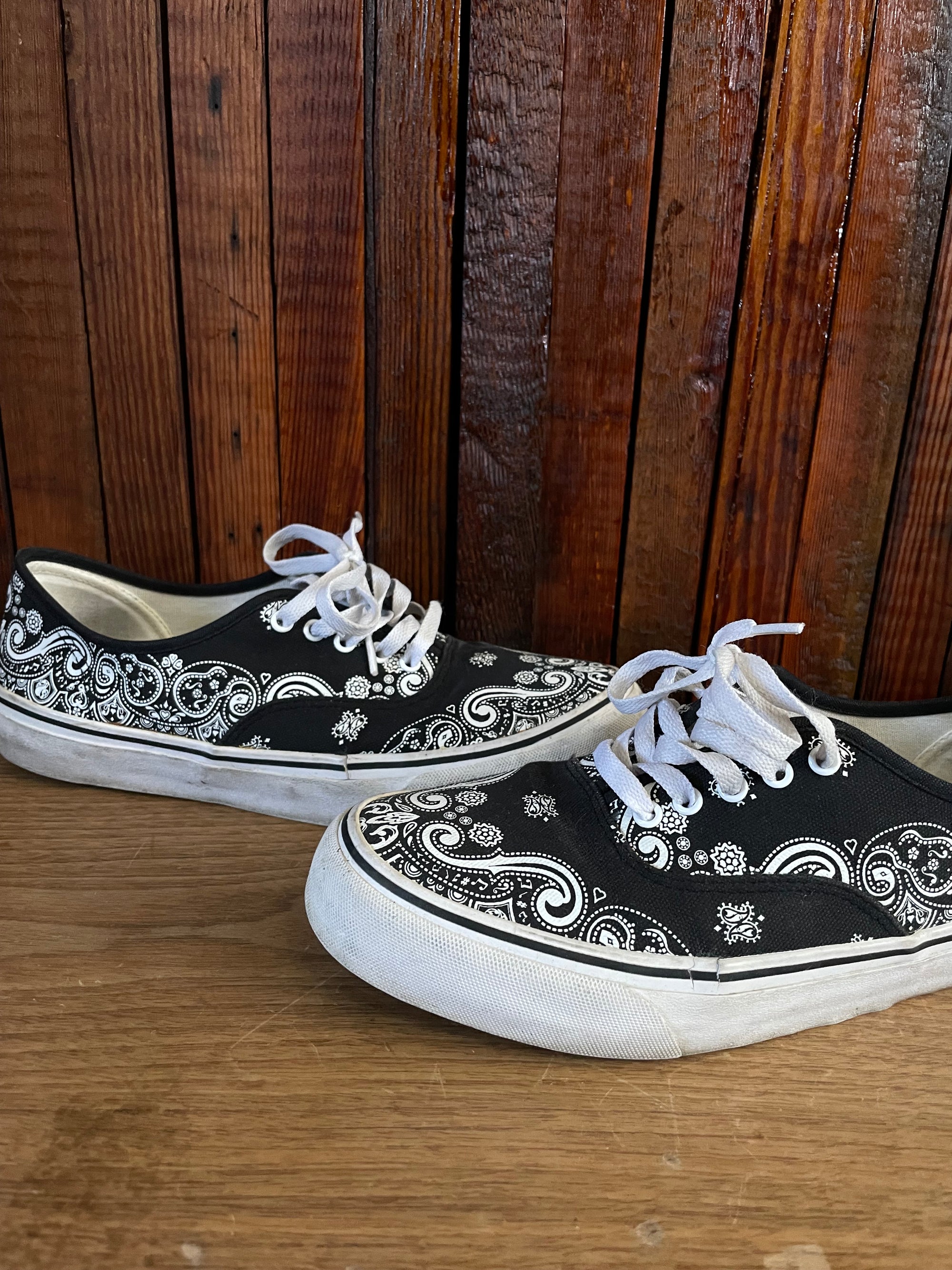 Number (N)ine Paisley Vans