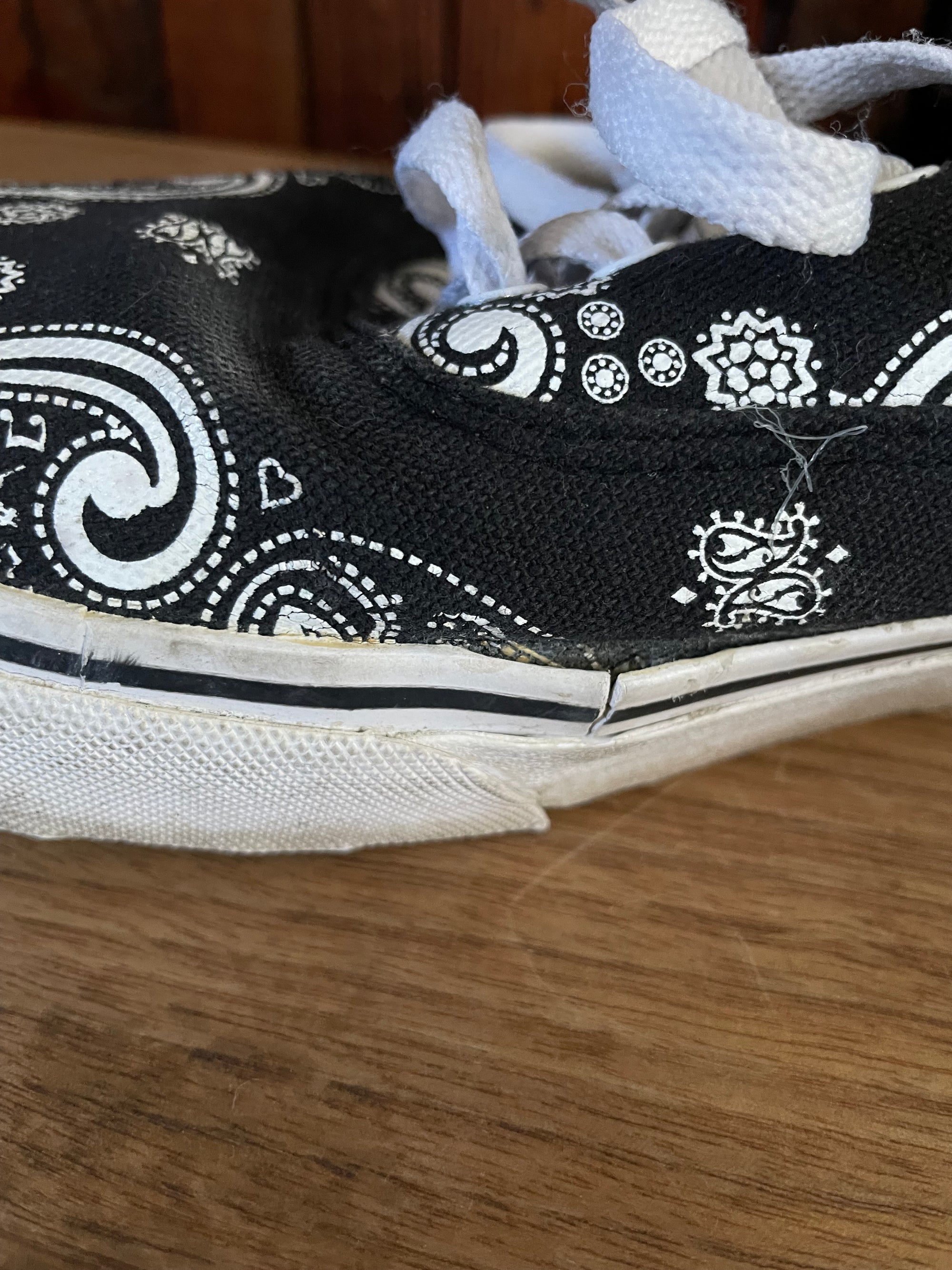 Number (N)ine Paisley Vans