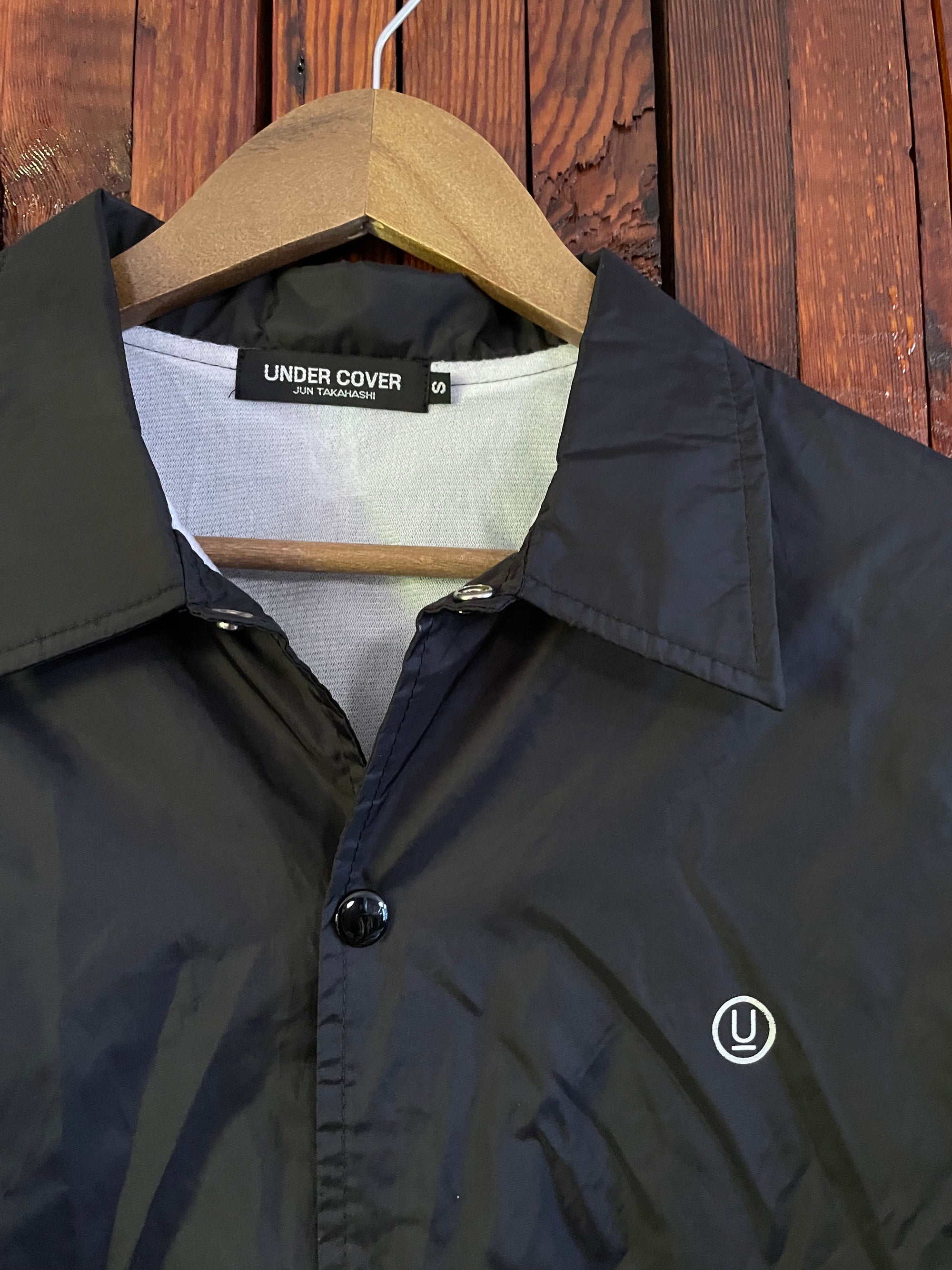 Undercover "groupie" windbreaker