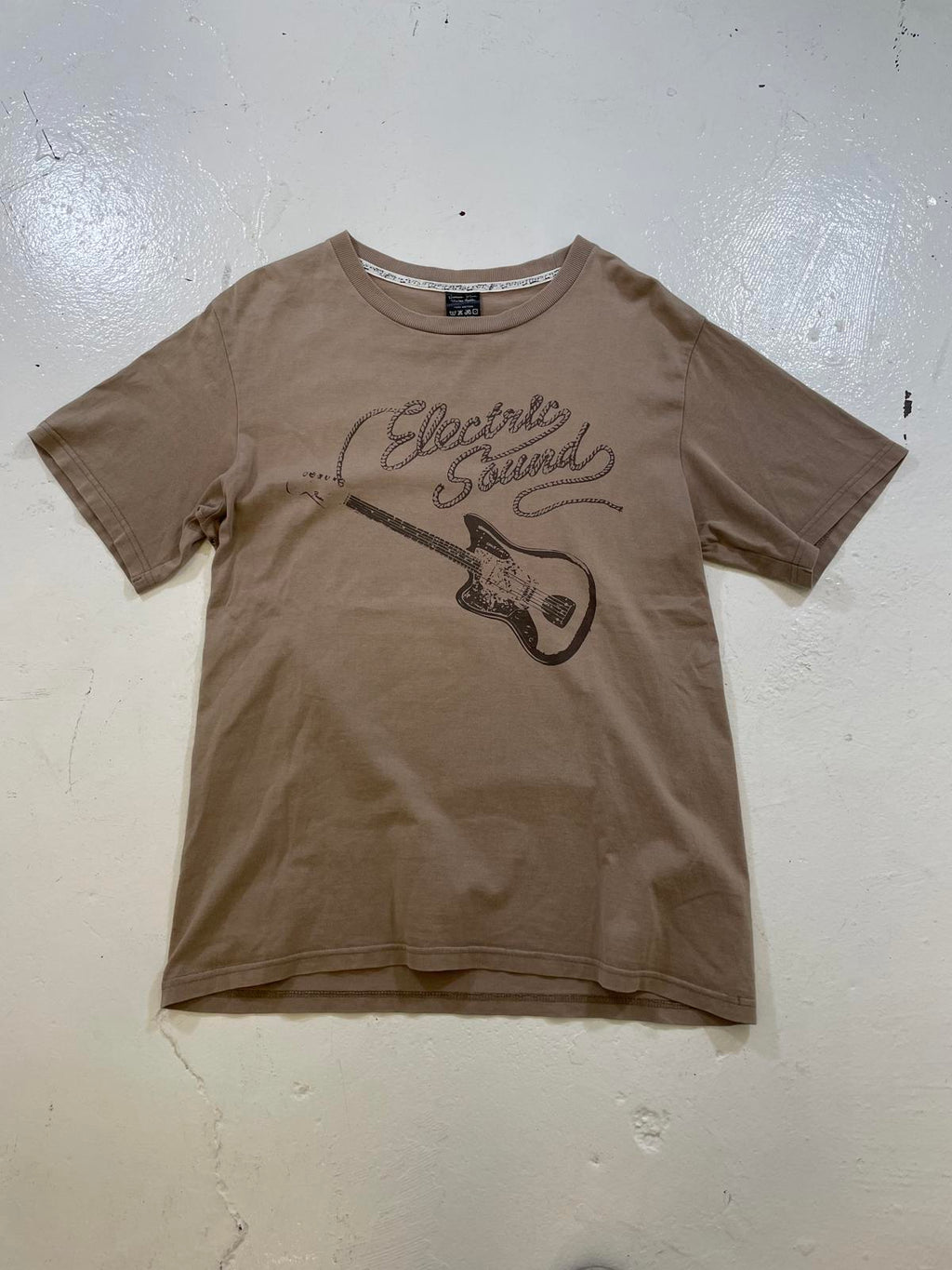 Number nine Sound Guitar tee